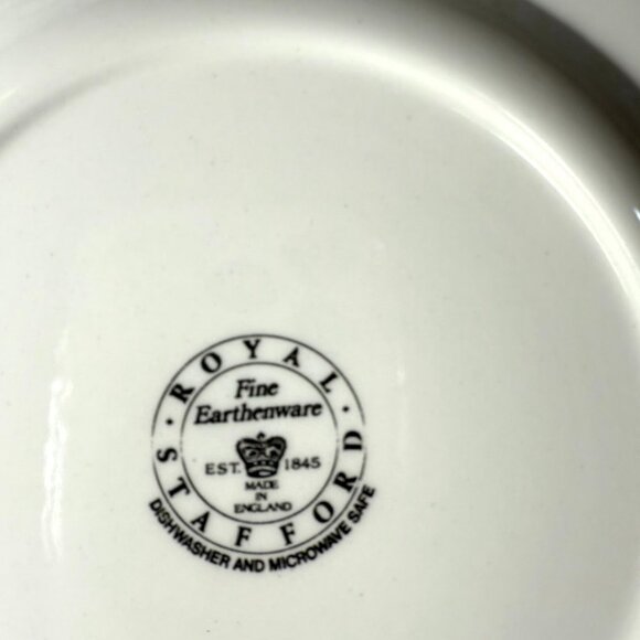 ROYAL STAFFORD Hayride Black Salad Plate - Set of 2, Harvest Scene, Horse & Dog - Picture 6 of 6